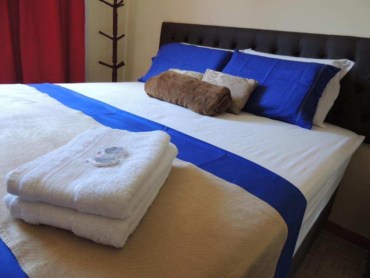 Quartos Em Casa In Caxias Da Paraiso دوق دي كاكسياس المظهر الخارجي الصورة