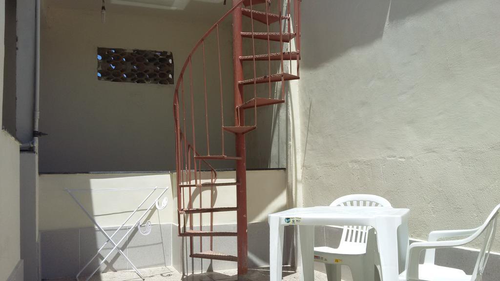 Quartos Em Casa In Caxias Da Paraiso دوق دي كاكسياس المظهر الخارجي الصورة