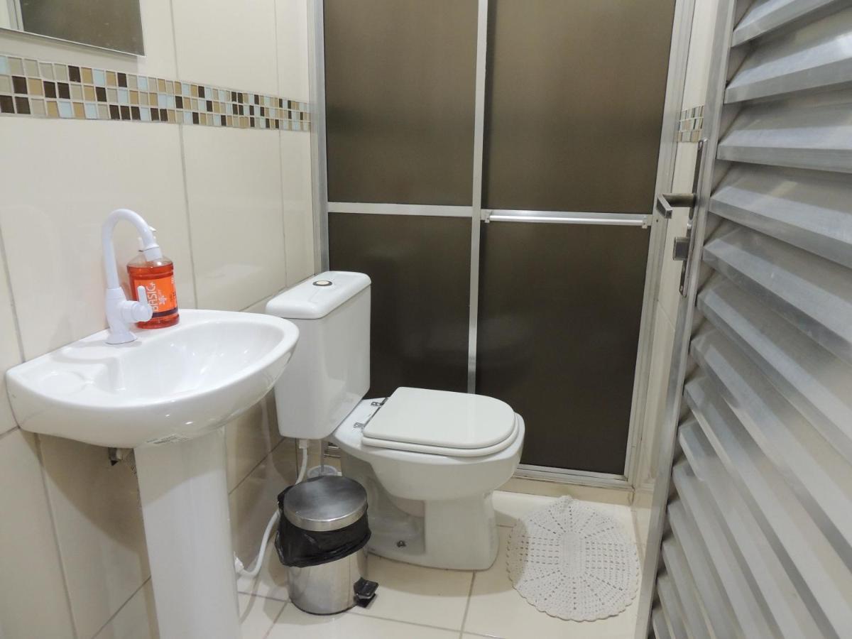 Quartos Em Casa In Caxias Da Paraiso دوق دي كاكسياس المظهر الخارجي الصورة
